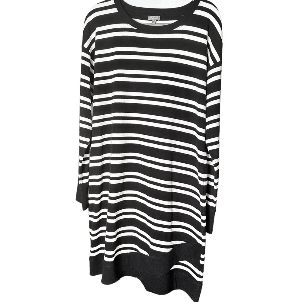 🔴5 for $40 SALE! 
Talbots  Blk w/ Wht Stripes Knit Dress with Thumb Holes sz L